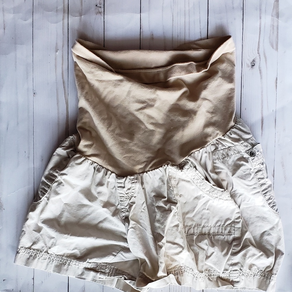 Motherhood maternity size medium khaki shirts